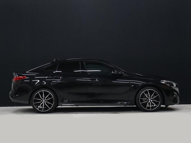 BMW 2-SERIE Gran Coupé 218i High Executive Edition M Sport [APPLE CARPLAY, ANDROID, STOELVERWARMING, ADAPTIVE LED, VOL LEDER, DIGITAL DASH, PDC V+A, DRIVING ASSISTANT, CRUISE CONTROL, GROOT NAVIGATIE, CLIMATE CONTROL, NIEUWSTAAT]