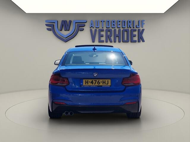 BMW 2-SERIE Coupé 230i 252 PK! - NL Auto - 1e Eigenaar - Schuifdak