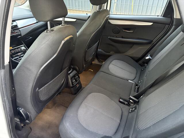 BMW 2-SERIE Active Tourer 216d Executive / NAVI / AIRCO ECC / CRUISE / INCL BTW