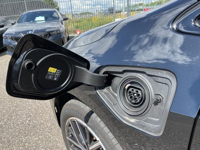 BMW 2-SERIE Active Tourer 225e xDrive | Caera | Stoelvverwaming | Panorama dak | Adaptieve LED koplampen