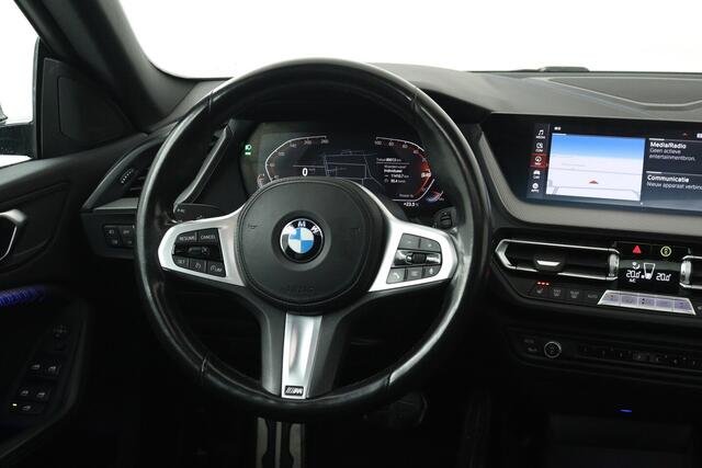 BMW 2-SERIE Gran Coupé 218i Business Edition Plus (PANORAMADAK, CAMERA, SFEERVERLICHTING, STOELVERWARMING, PARKEE