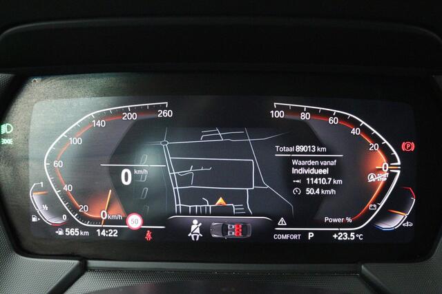 BMW 2-SERIE Gran Coupé 218i Business Edition Plus (PANORAMADAK, CAMERA, SFEERVERLICHTING, STOELVERWARMING, PARKEE