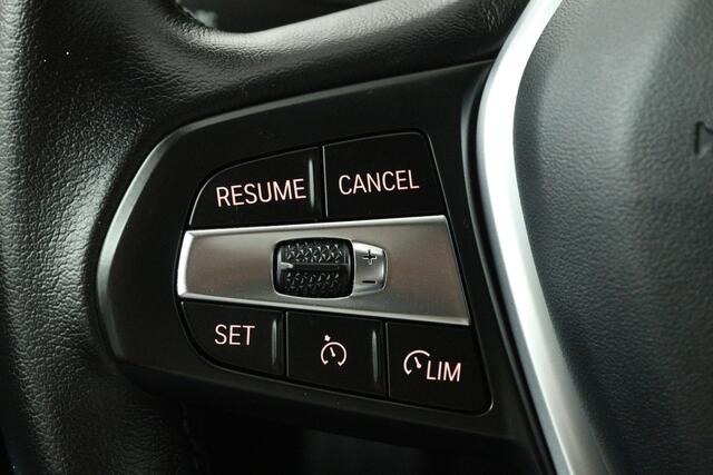 BMW 2-SERIE Gran Coupé 218i High Executive (STOELVERWARMING, CAMERA, NAVIGATIE, CRUISE CONTROL, DEALER ONDERHOUDE