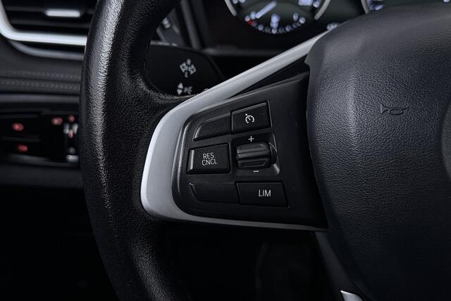 BMW 2-SERIE Active Tourer 218i High Executive Edition (PANORAMADAK, TREKHAAK, STOELVERWARMING, CAMERA, DEALER ONDERH