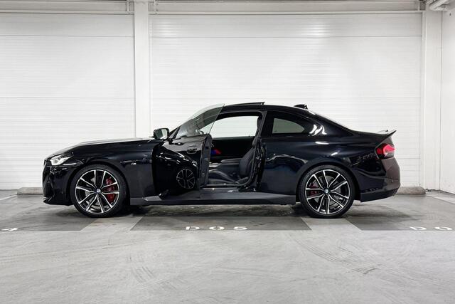 BMW 2-SERIE Coupé 220i High Executive | M-Sport | Panorama dak | HiFi | Memory Seats