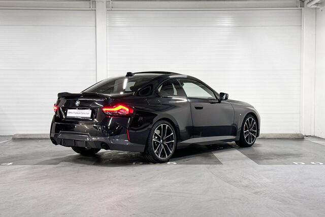 BMW 2-SERIE Coupé 220i High Executive | M-Sport | Panorama dak | HiFi | Memory Seats