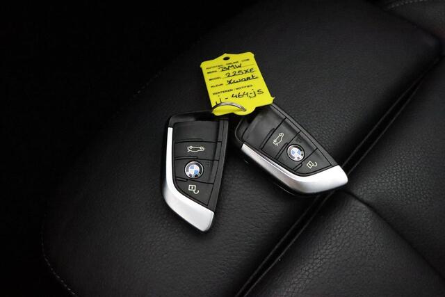 BMW 2-SERIE Active Tourer 225xe iPerformance | SOH 80% | Cruise control | voorstoelen verwarmd | elektrisch bedienbare achterklep |