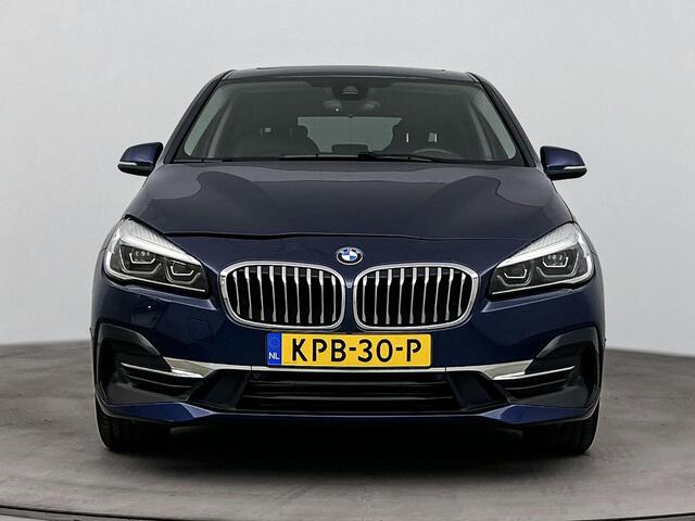 BMW 2-SERIE Active Tourer 225xe iPerformance High Executive | Stoelverwarming | Memory stoelen | Achteruitrij camera | Schuifkanteldak | BOMVOL! |