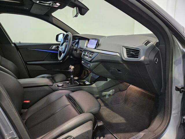 BMW 2-SERIE M-Sport 218i Business Edition / Panoramadak / Leder