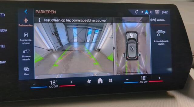 BMW 2-SERIE Active Tourer 218i Automaat Premium Navigatie Prof Live Cockpit Head-up 360 Camera Adapieve Led Keyless Dab NL Auto