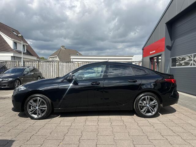 BMW 2-SERIE Gran Coupé 218i Org NL 1ste eigen. Sport|HiFi|Panorama