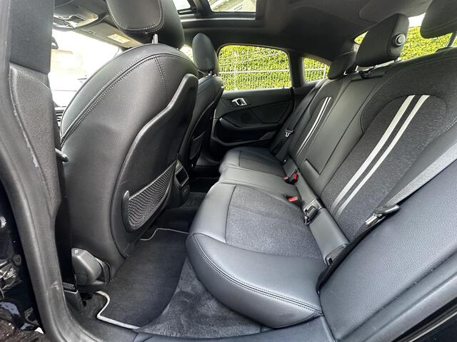 BMW 2-SERIE Gran Coupé 218i Org NL 1ste eigen. Sport|HiFi|Panorama