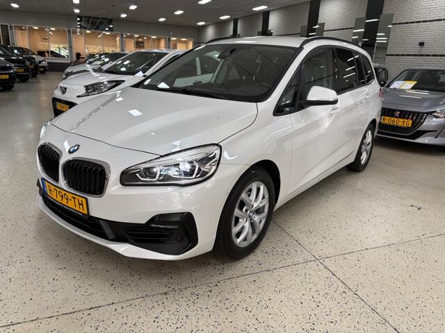 BMW 2-SERIE 216I HIGH EXEC. / Climatronic / Cruise / Afn. Trekh. / Navi / Camera