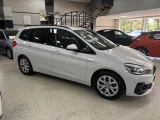BMW 2-SERIE