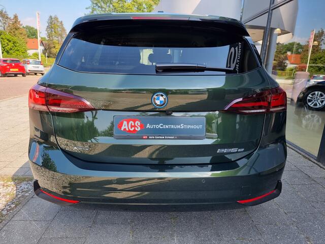 BMW 2-SERIE Active Tourer 225e xDrive 4WD | Plugin | Dealerauto | El.trekh. | 2023 | Leder | Topstaat! | Incl.BTW