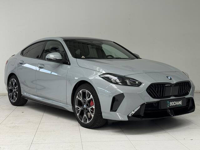 BMW 2-SERIE Gran Coupé 220 M Sport Design Edition | Navigatie | Camera | Sportstoelen | Stoelverwarming | Harman / Kardon Audio |