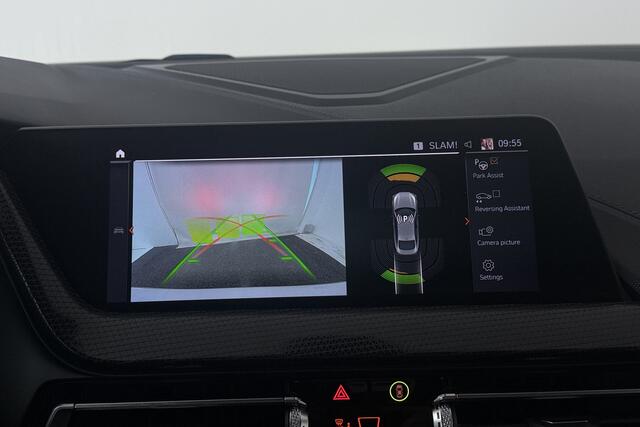 BMW 2-SERIE Gran Coupé 218i High Executive (PANORAMADAK, STOELVERWARMING, NAVIGATIE, DEALER ONDERHOUDEN)