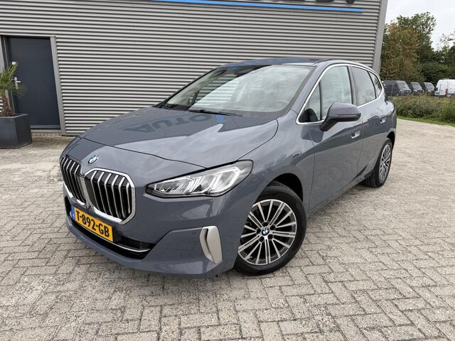 BMW 2-SERIE 218i Active Tourer Luxury Line Achteruitrijcamera Trekhaak Carplay
