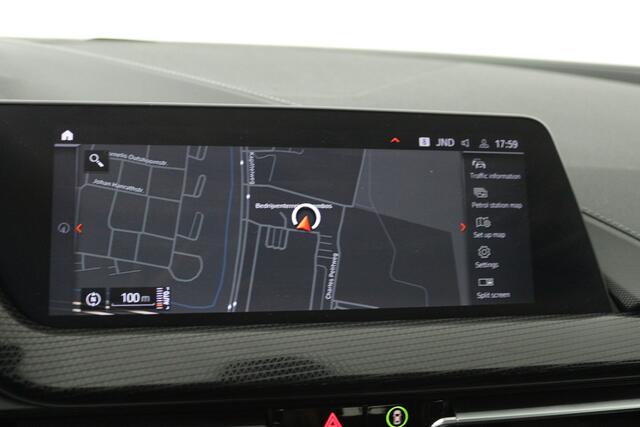 BMW 2-SERIE Gran Coupé 218i Introduction Edition (TREKHAAK AFNEEMBAAR, NAVIGATIE, CAMERA, STOELVERWARMING, CARPLAY, LED, 1e EIGENAAR, DEALER ONDERHOUDEN)