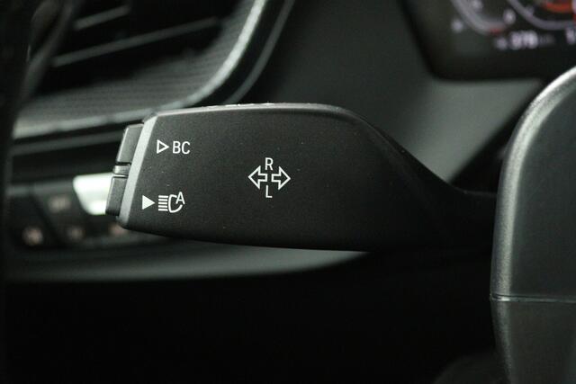 BMW 2-SERIE Gran Coupé 218i Introduction Edition (TREKHAAK AFNEEMBAAR, NAVIGATIE, CAMERA, STOELVERWARMING, CARPLAY, LED, 1e EIGENAAR, DEALER ONDERHOUDEN)