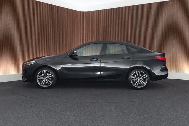 BMW 2-SERIE Gran Coupé 218i 136pk Aut. Business Edition Plus Camera Stoelverwarming Sportstoelen Navigatie Leder