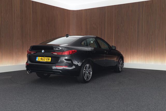 BMW 2-SERIE Gran Coupé 218i 136pk Aut. Business Edition Plus Camera Stoelverwarming Sportstoelen Navigatie Leder