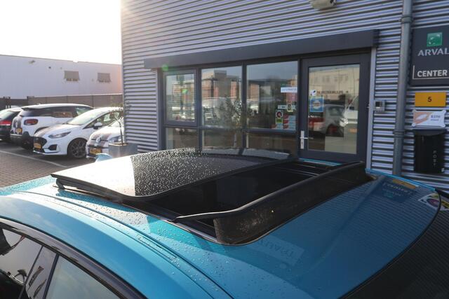 BMW 2-SERIE Gran Coupé 218i Executive Edition 1e eigenaar | Dealer Onderh | BTW | NAP | M-Sport+ | Pano | Winterpack | Harman | Camera | Alarm Klasse 3 | HIFI | Navi | Climate | Carplay | LMV | DAB