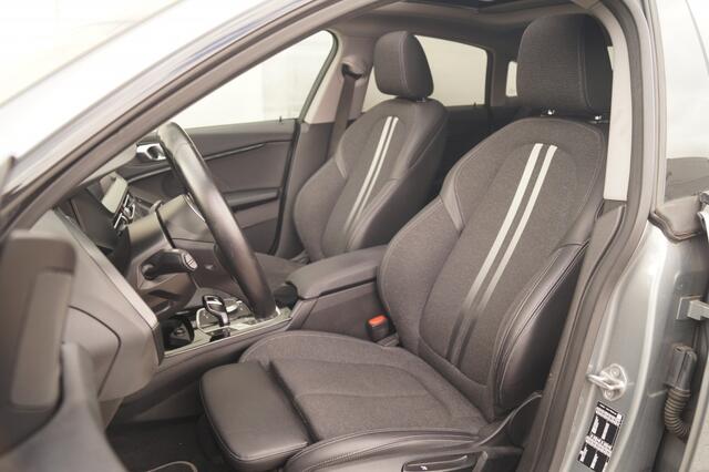 BMW 2-SERIE Gran Coupé 218i Business Edition Sport -PANO-ECC-PDC-CAM-