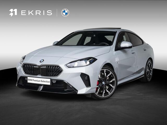 BMW 2-SERIE 220 Gran Coupe | M Sportpakket Pro | Comfort Access | Head Up Display | Harman Kardon | Driving Assistant Proffesional | Panoramadak | Stuurwielrand verwarmd | 19 inch