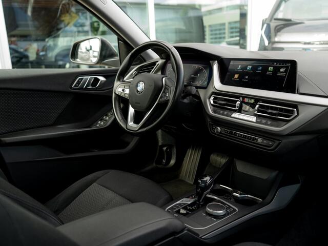 BMW 2-SERIE Gran Coupé 218i Executive Edition LED | Navigatie | Carplay