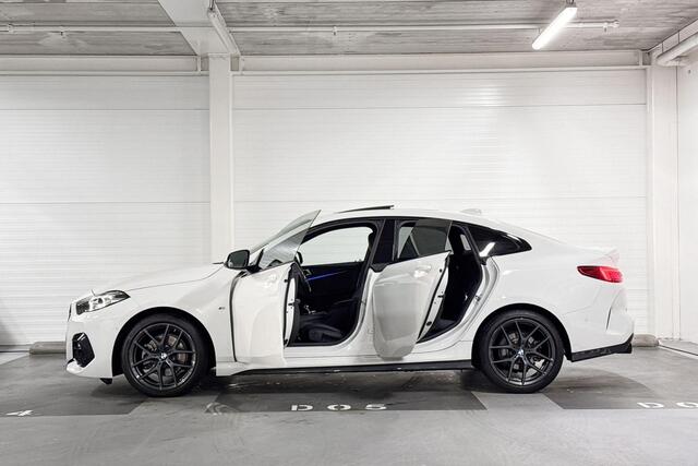 BMW 2-SERIE Gran Coupé 218i Introduction Edition | M-Sport | HiFi | Achteruitrijcamera | Panoramadak