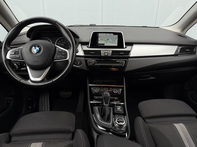 BMW 2-SERIE Active Tourer 218i Corporate Lease Executive Automaat Trekhaak/Navi/Cruise