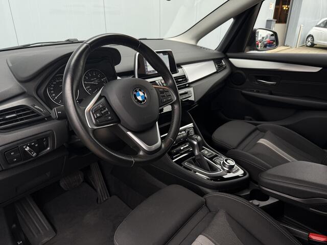BMW 2-SERIE Active Tourer 218i Corporate Lease Executive Automaat Trekhaak/Navi/Cruise