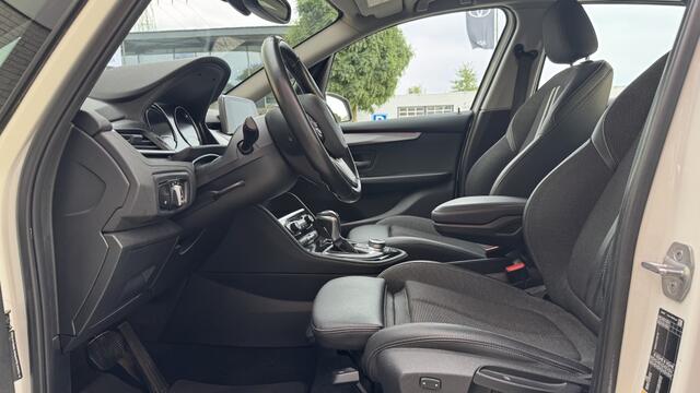 BMW 2-SERIE Active Tourer 225xe iP High Exec | Navi | Camera | Stoelverw.