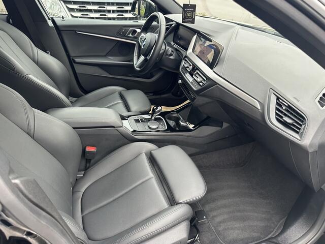 BMW 2-SERIE Gran Coupé 218i M Sport Edition Panoramadak