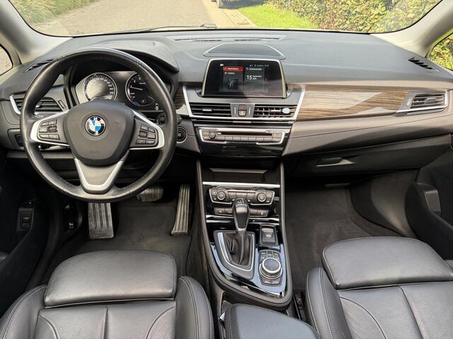 BMW 2-SERIE Active Tourer 225xe iPerformance High Executive / AUTOMAAT / PANORAMADAK / HARMAN KARDON / LEER / 85dkm!