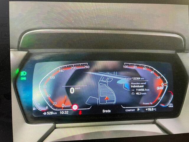 BMW 2-SERIE Gran Coupé 218i Introduction Ed Sport CAMERA / SPORTSTOELEN / LED / CARPLAY / DAB+