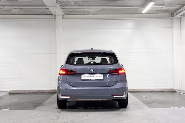 BMW 2-SERIE Active Tourer 225e xDrive | Stoelverwarming | Achteruitrijcamera | Driving Assistant Plus