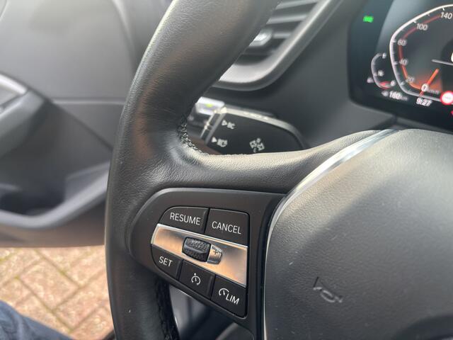 BMW 2-SERIE Gran Coupé 218i Executive Edition Automaat Panoramadak / Carplay / Camera