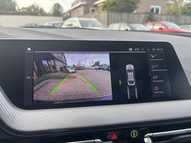BMW 2-SERIE Gran Coupé 218i Executive Edition Automaat Panoramadak / Carplay / Camera