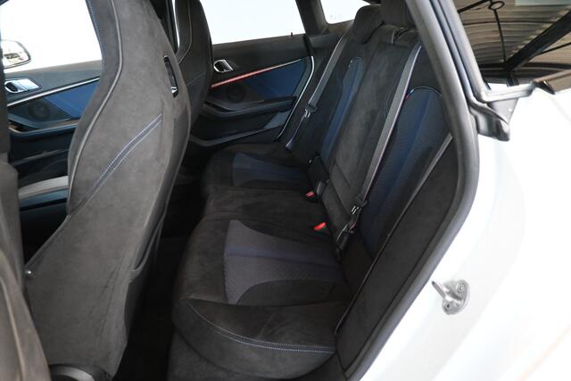 BMW 2-SERIE Gran Coupé 218i Automaat M SPORT Schaalstoelen Ambiant verlichting CarPlay Clima Navigatie LED Cruise control Inruil Mogelijk!