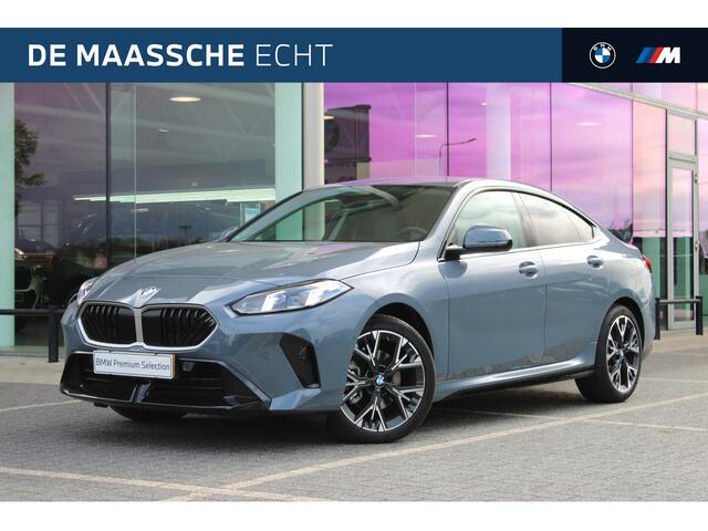 BMW 2-SERIE Gran Coupé 220 M Sport Automaat / Sportstoelen / Comfort Access / Adaptieve LED / Stoelverwarming / Achteruitrijcamera