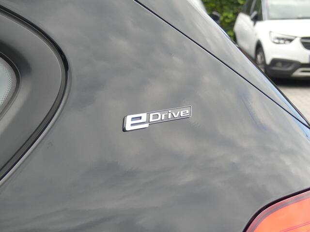 BMW 2-SERIE Active Tourer 225xe iPerformance High Executive *t/m 10de bouwjaar garantie!