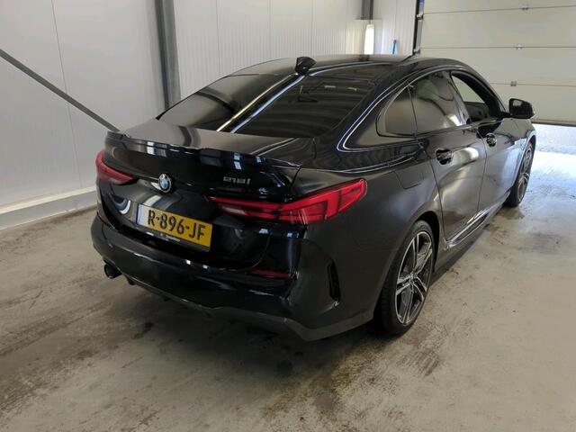 BMW 2-SERIE Gran Coupé 218i M Sport LED Carplay Cruise Control 18 inch HiFi Pakket Live cockpit pro M Sportstoelen