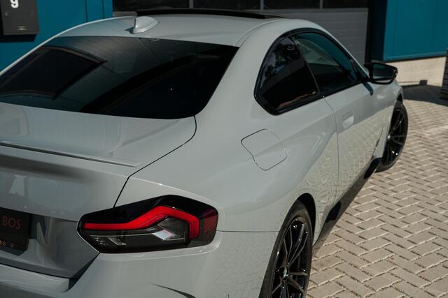 BMW 2-SERIE M240i coupé