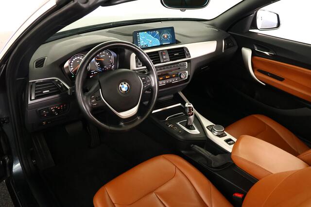 BMW 2-SERIE Cabrio 218i Executive Edition Navi / LED / Cruisecontrol / Automaat / Leder