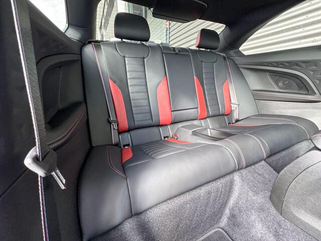 BMW 2-SERIE Coupé 220i High Executive