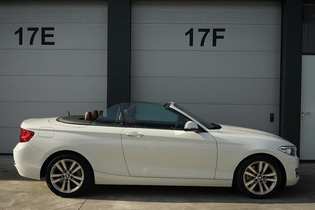 BMW 2-SERIE 220i High EXE Let op:70dkm-orig.NL-veel opties