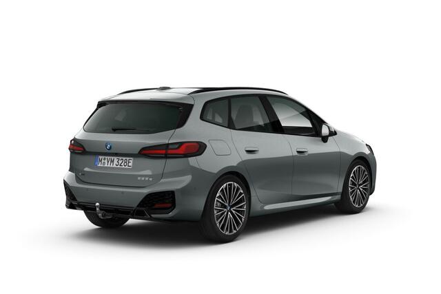 BMW 2-SERIE Active Tourer 225e xDrive | M Sportpakket | Innovation Pack | Comfort Pack | Travel Pack | Trekhaak