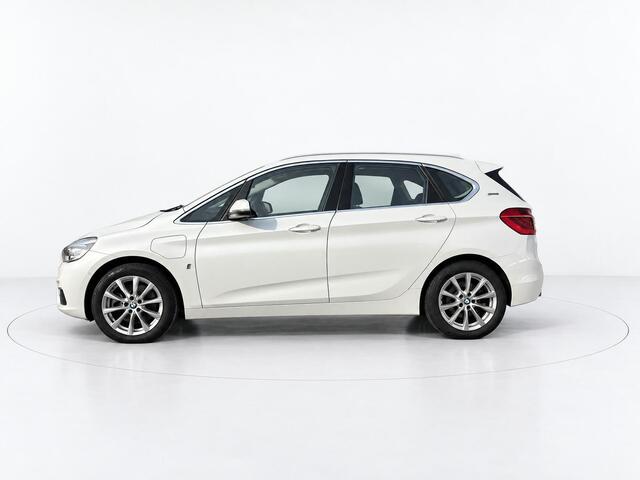 BMW 2-SERIE Active Tourer 225xe iPerformance High Executive LEER - CAMERA - HUD